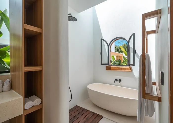 Modern Tropical 1br & 2br Private Pool Uluwatu (Bali)