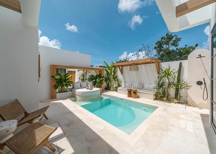 Modern Tropical 1br & 2br Private Pool Villa *