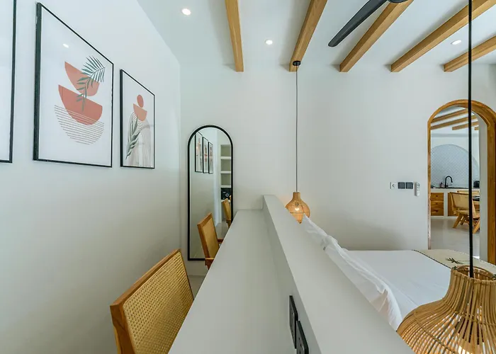Modern Tropical 1br & 2br Private Pool Villa Uluwatu (Bali)