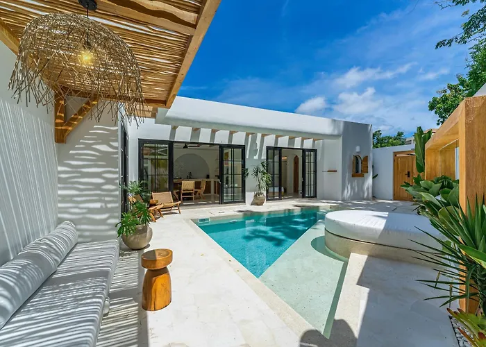 Modern Tropical 1br & 2br Private Pool *