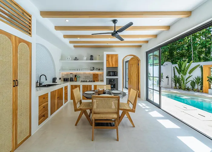 Modern Tropical 1br & 2br Private Pool *